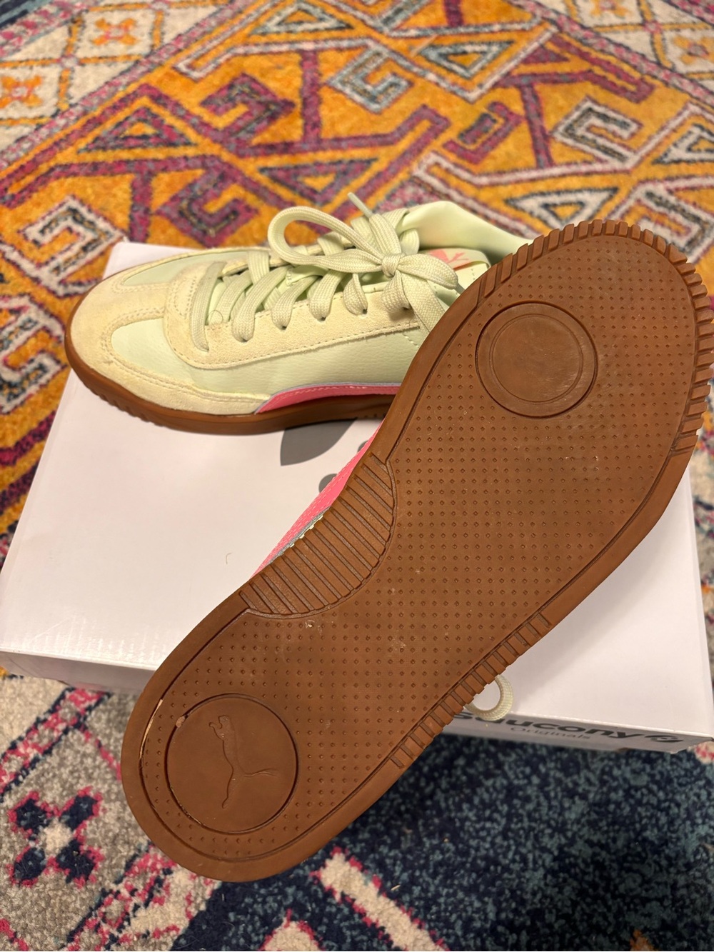 Puma Cream Low-Top Sneakers with Pink Accent and Gum Sole